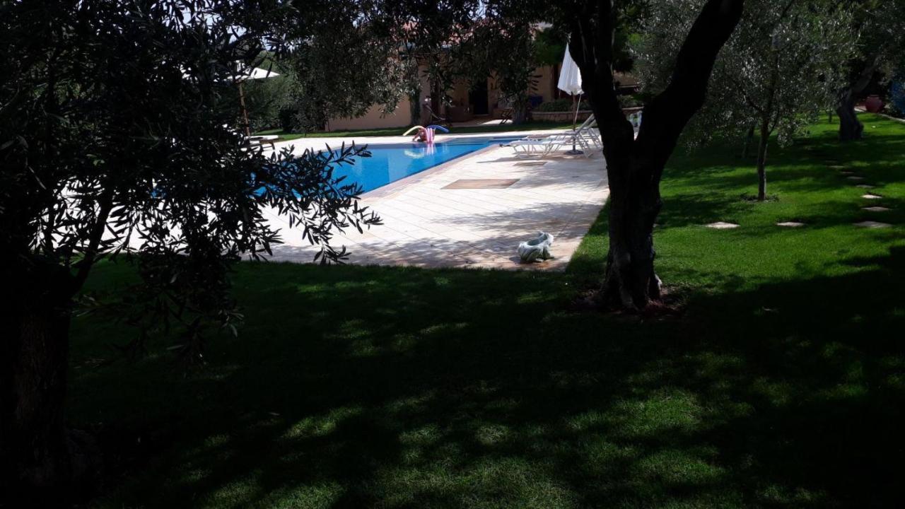 Vathí Mediterranean Garden Villa מראה חיצוני תמונה